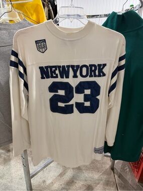212NYC New York 23 Long Sleeve Varsity Jersey Shirt Cream Navy Size M
